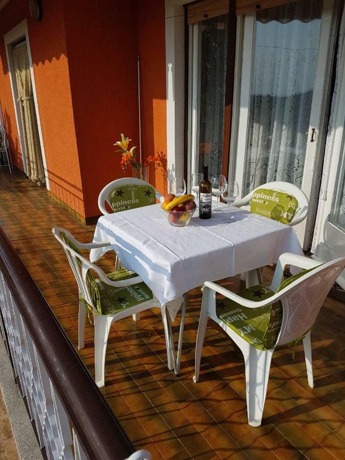 Apartment Parenzana Bibali 65 A 52460-Buje Extérieur photo